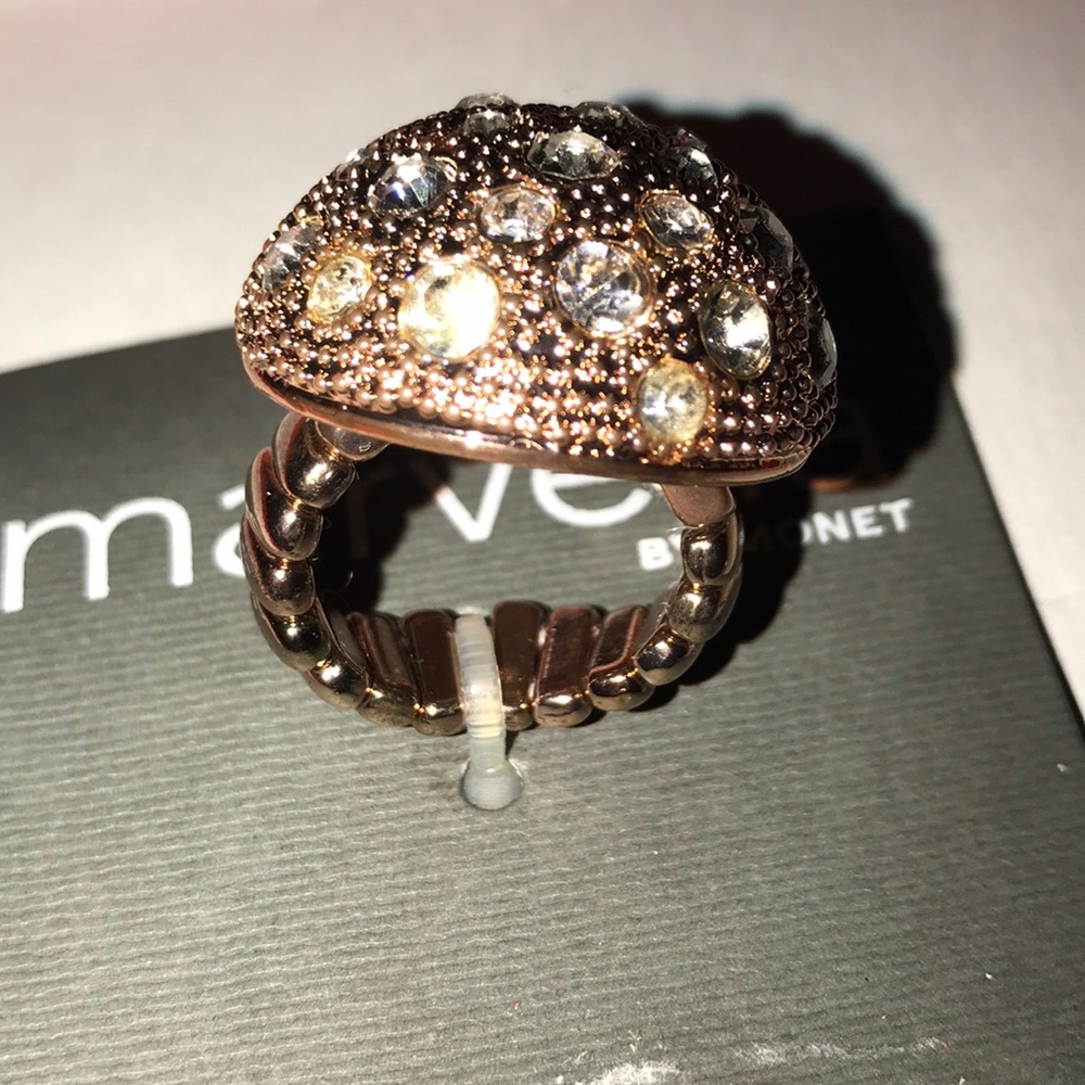 Ring - Picture 2 of 4